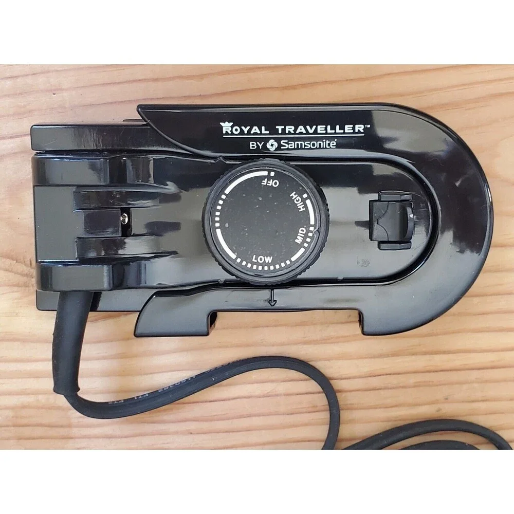 Samsonite Travel Iron RT-14 Royal Traveller Folding Dual Voltage New Open Box